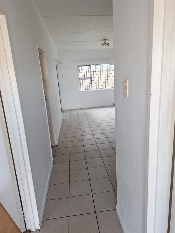 2 Bedroom Property for Sale in Kensington Western Cape